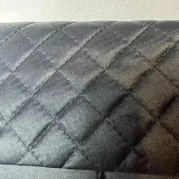 Saks Fifth Avenue quilted Black evening Bag with corded strap - Picture 7 of 9